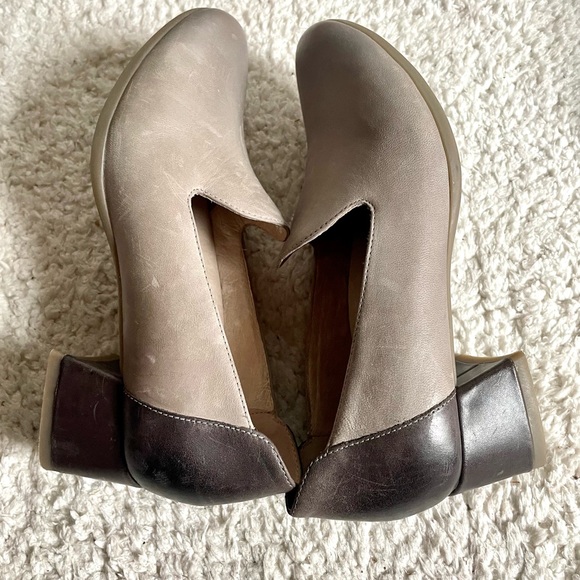 Dansko Taupe Napa Leather Block Heeled Loafers sz 6 - Picture 2 of 9
